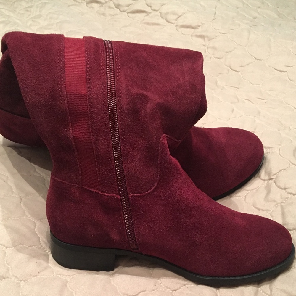 NWT Suede Knee Boots, maroon